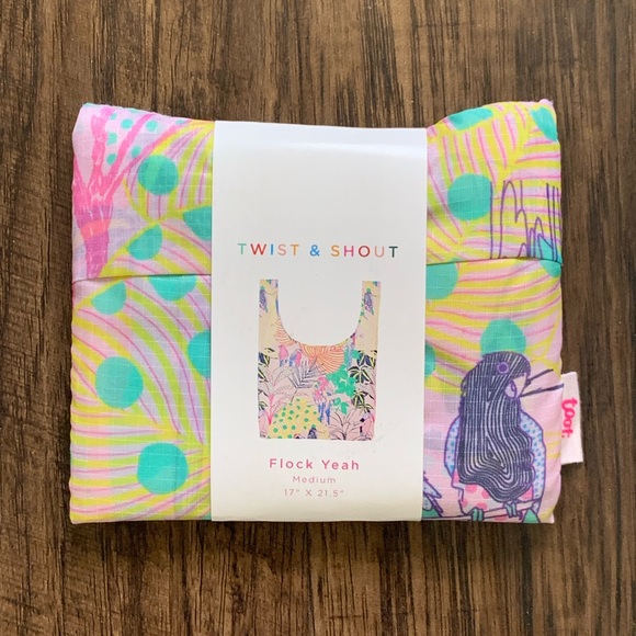 Francesca’s collections twist & shout  flock yeah reusable tote - Picture 3 of 6